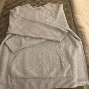 Cute sweater-like new!!